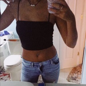 trendy black crop top